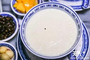 酸皮奶的做法视频,家常美味，简单易学